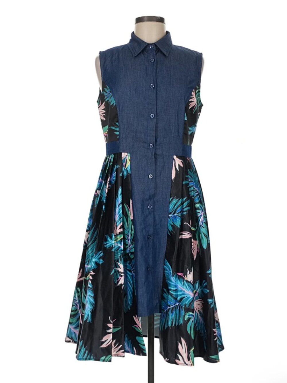 Cute cotton-blend tropical shirtdress, Size Medium